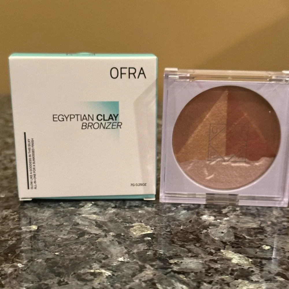 OFRA COSMETICS 3D Pyramid - Egyptian Clay Bronzer